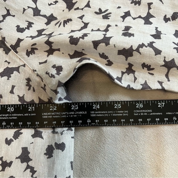 J.jill Love Linen Essential Shirt Womens Large Gray Floral Button‎ Up - Picture 12 of 14